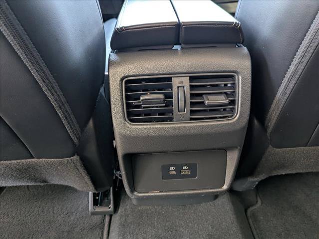 Used 2022 Nissan Rogue SV w/ SV Premium Package AWD/4WD image 16