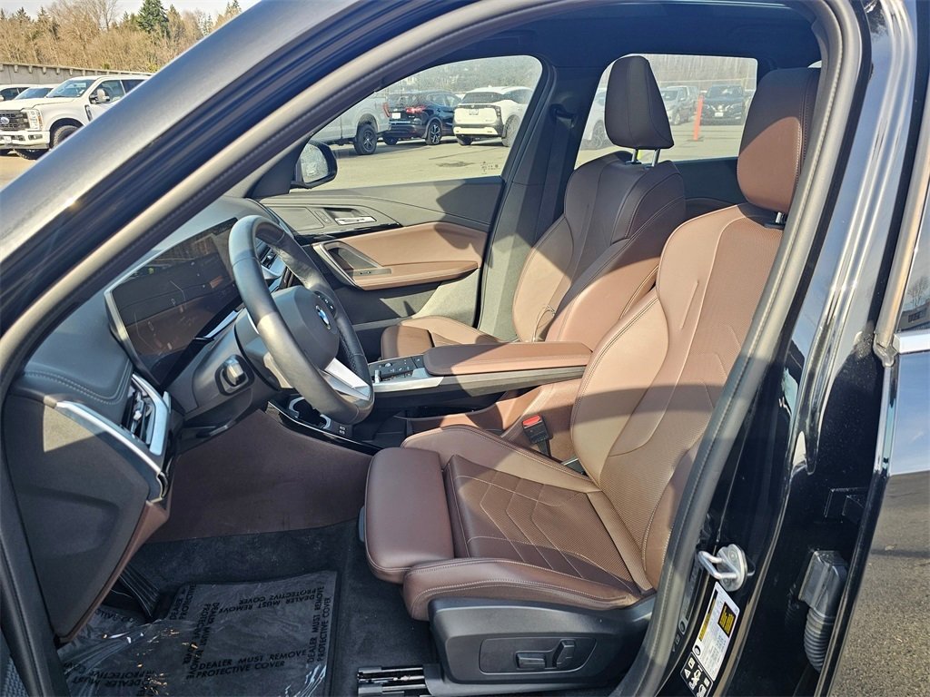 Used 2025 BMW X1 xDrive28i w/ Convenience Package image 21