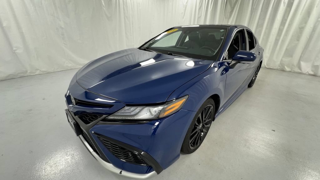 Used 2024 Toyota Camry XSE w/ Navigation Package FWD image 7