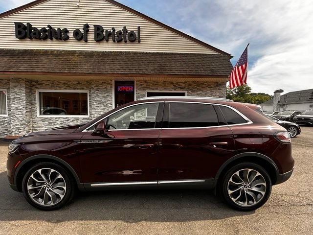 Used 2022 Lincoln Nautilus Reserve w/ Equipment Group 201A AWD/4WD image 4