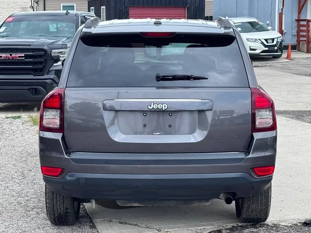 Used 2016 Jeep Compass Sport w/ Power Value Group FWD image 6