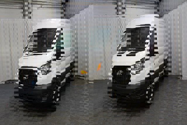 New 2026 Ford Transit 250 148 Medium Roof w/ Load Area Protection Package image 32