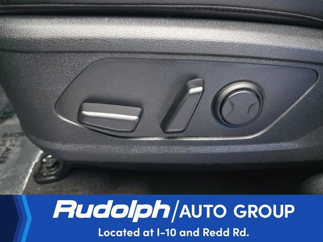 Used 2025 Kia Sportage EX image 13