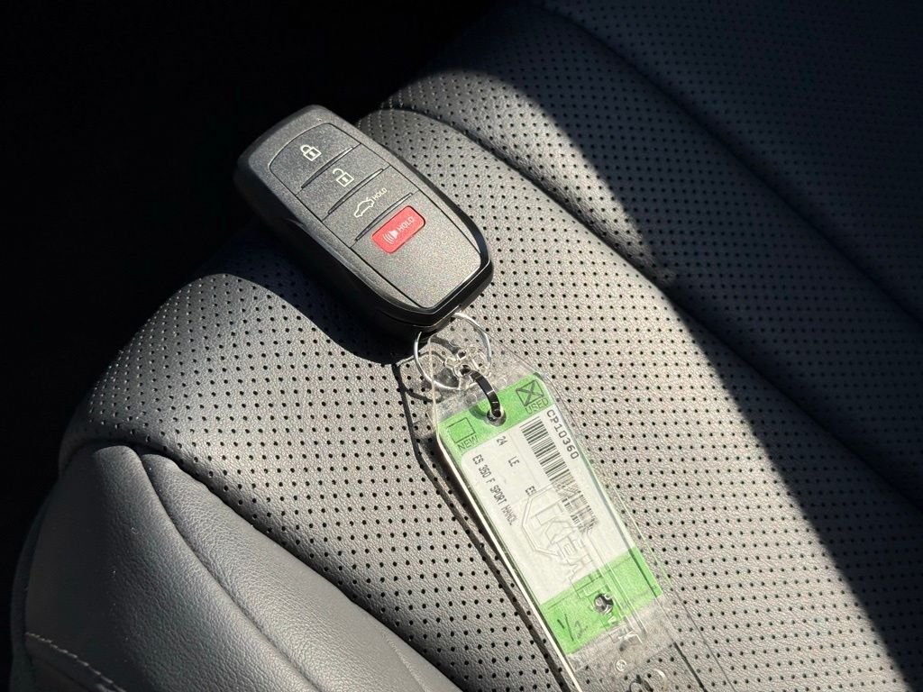 Certified 2024 Lexus ES 350 F Sport w/ Accessory Package (Z1) FWD image 39