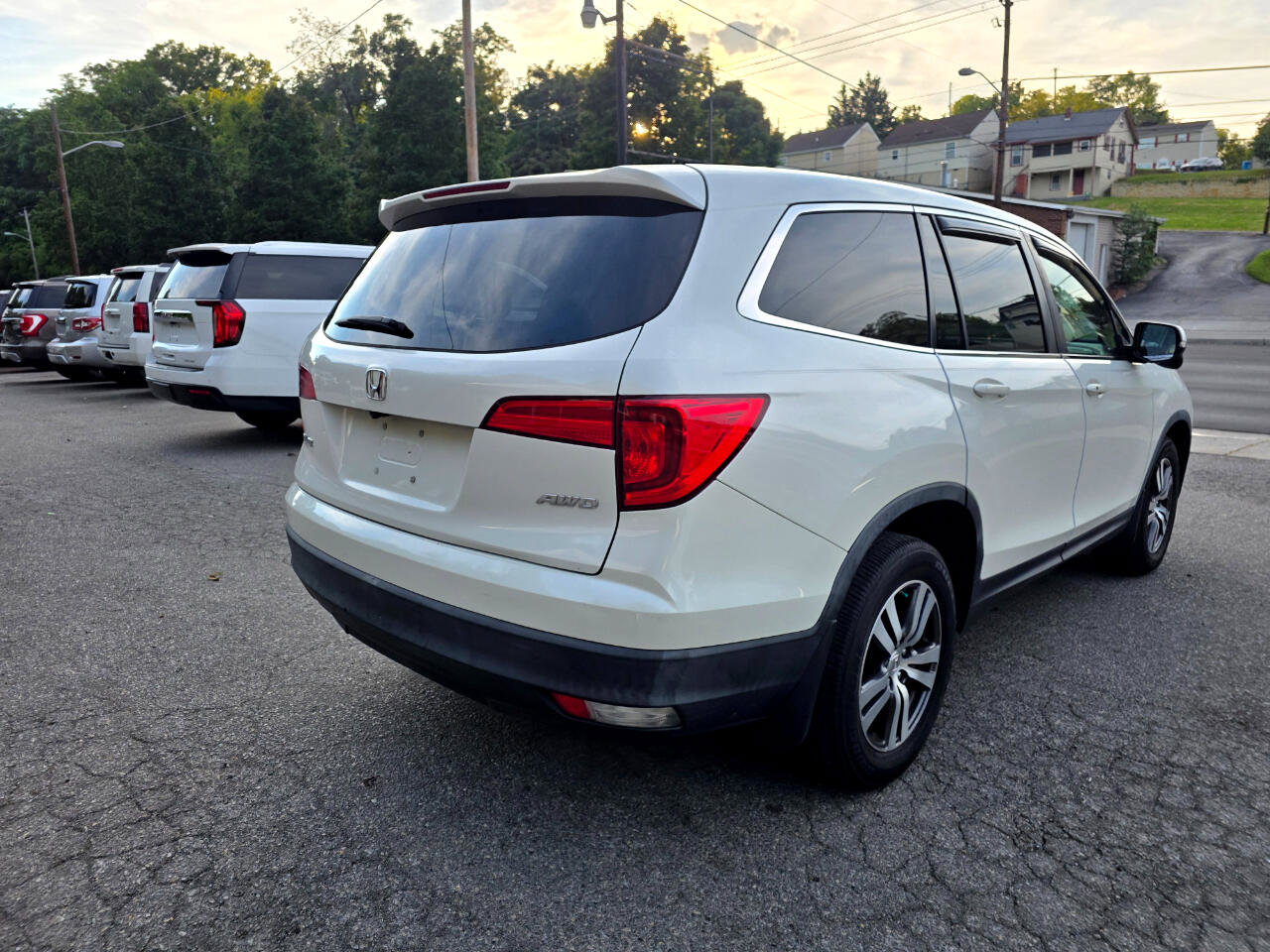 Used 2017 Honda Pilot EX-L image 5