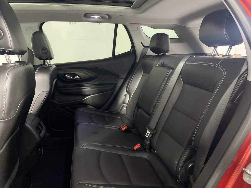 Used 2023 GMC Terrain SLT w/ Infotainment Package II AWD/4WD image 22