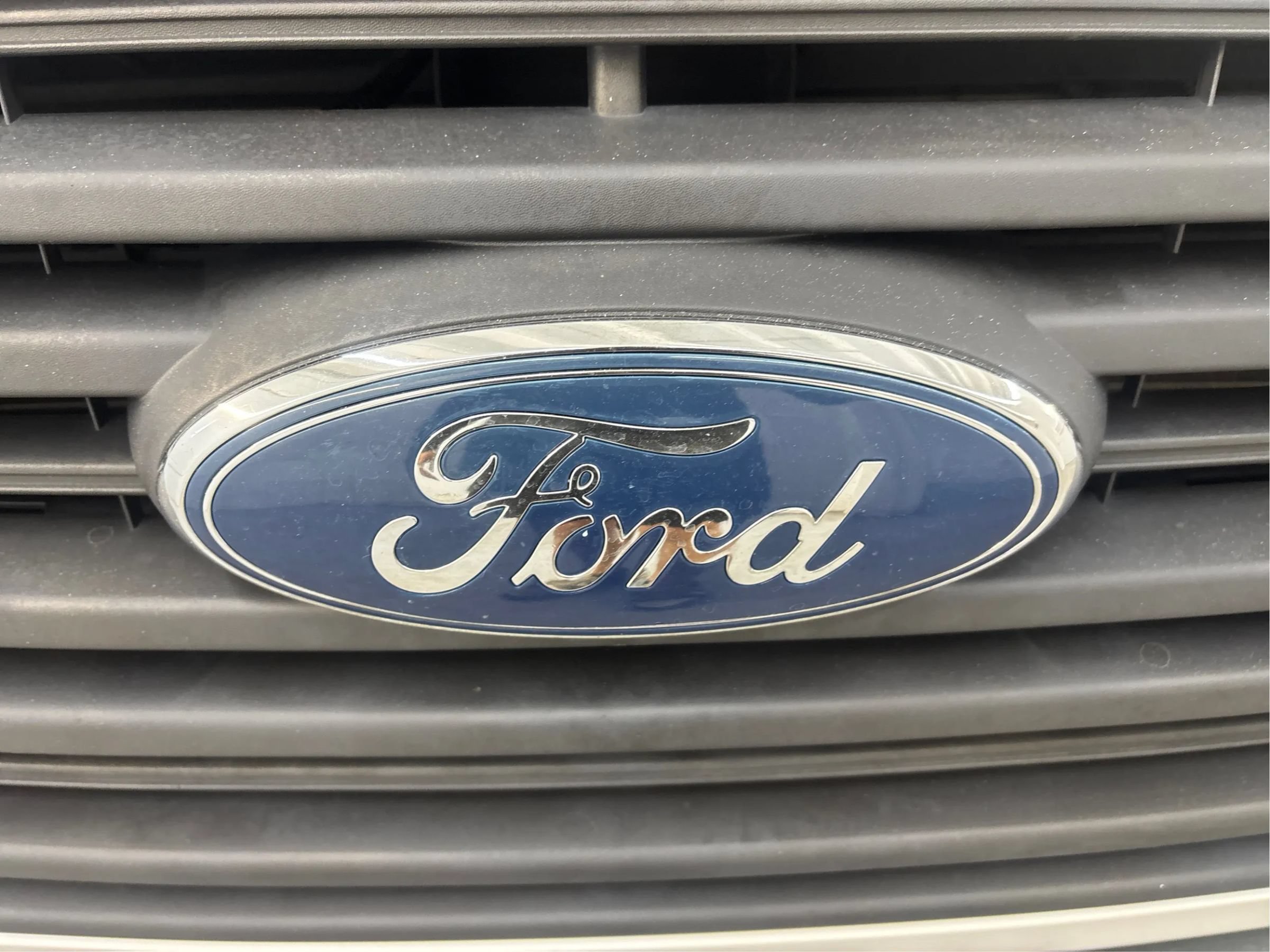 Used 2017 Ford Transit 150 148 Medium Roof RWD image 32
