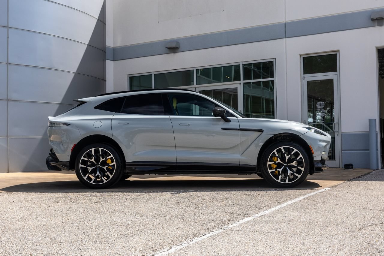Used 2023 Aston Martin DBX 707 AWD/4WD image 9