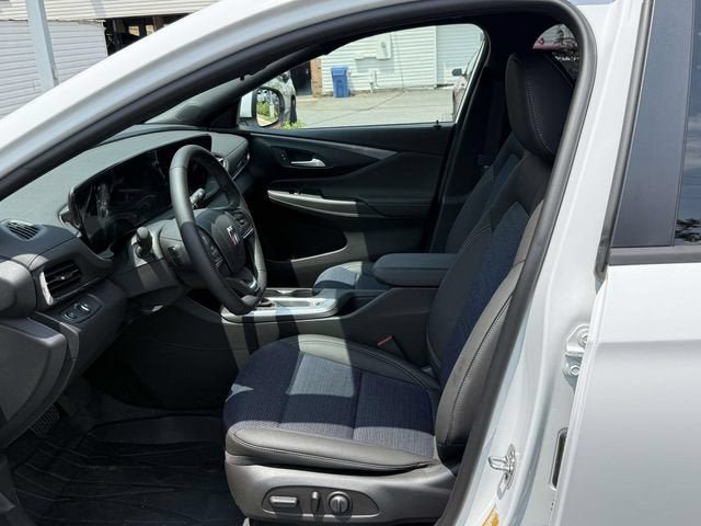 New 2026 Buick Envista Preferred w/ Convenience I Package FWD image 11