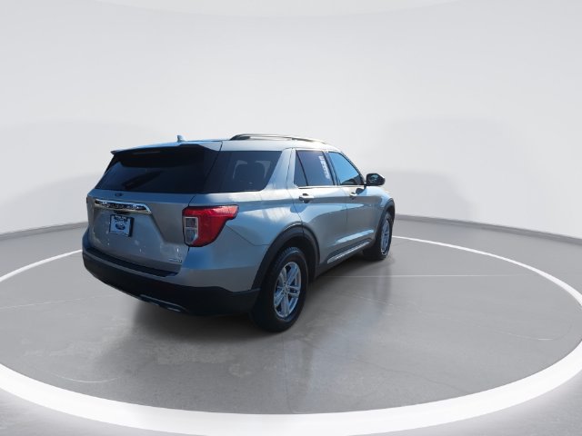 Used 2020 Ford Explorer XLT w/ Equipment Group 202A RWD image 8