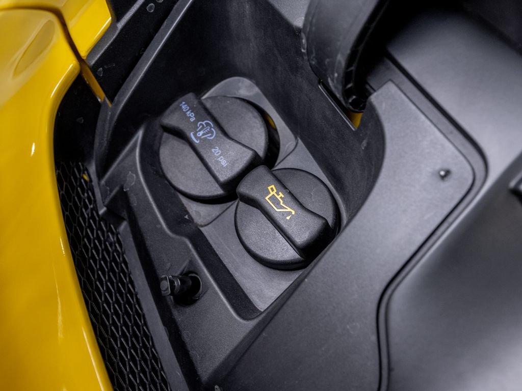 Used 2024 Porsche 911 GT3 RWD image 37