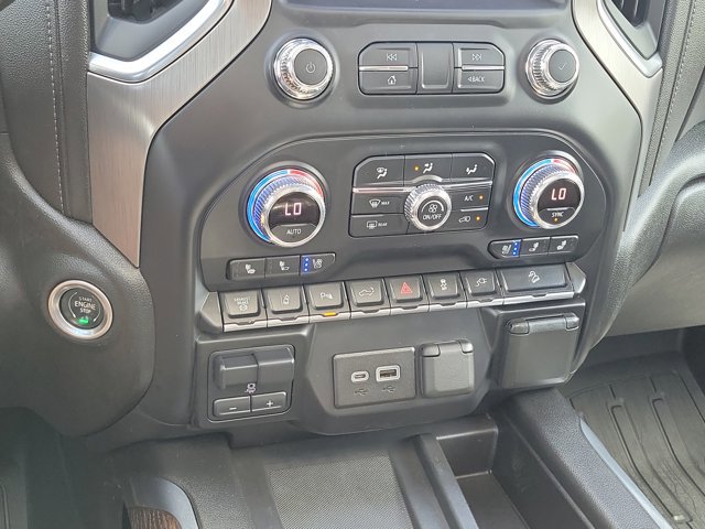 Used 2022 GMC Sierra 3500 Denali w/ Denali Ultimate Package image 30