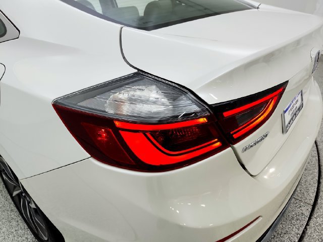 Used 2019 Honda Insight Touring image 31