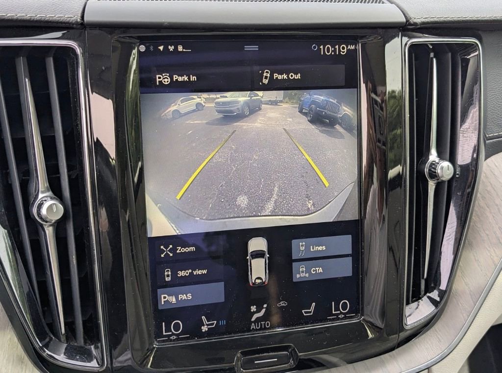 Used 2018 Volvo XC60 T6 Inscription w/ Luxury Seat Package AWD/4WD image 16