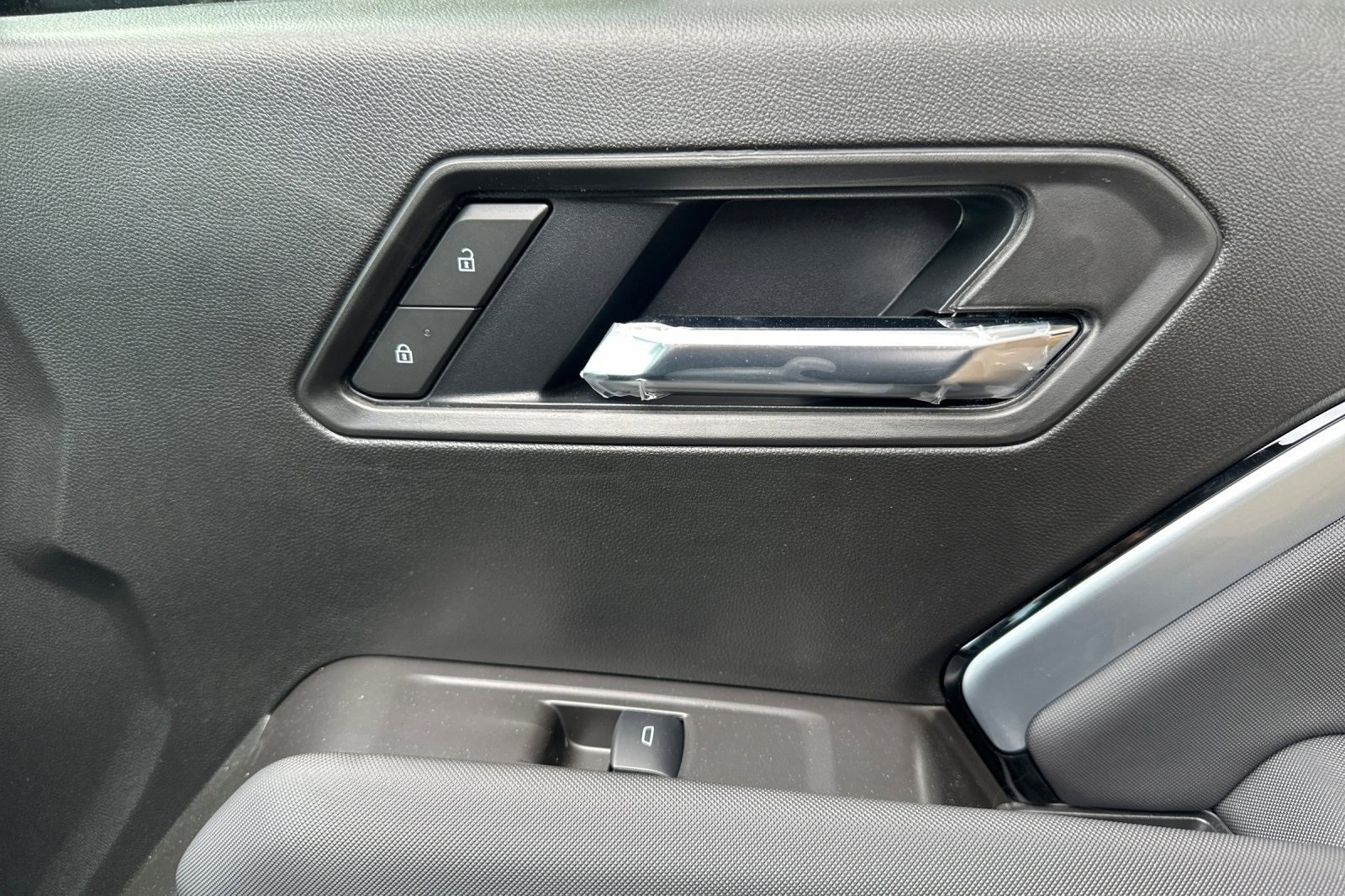 New 2025 Chevrolet Colorado Z71 w/ Midnight Edition image 19