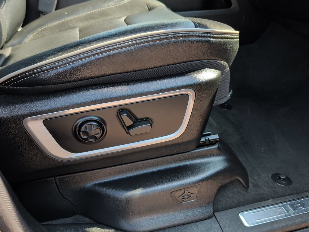 Used 2021 RAM 1500 Laramie w/ Sport Appearance Package AWD/4WD image 42