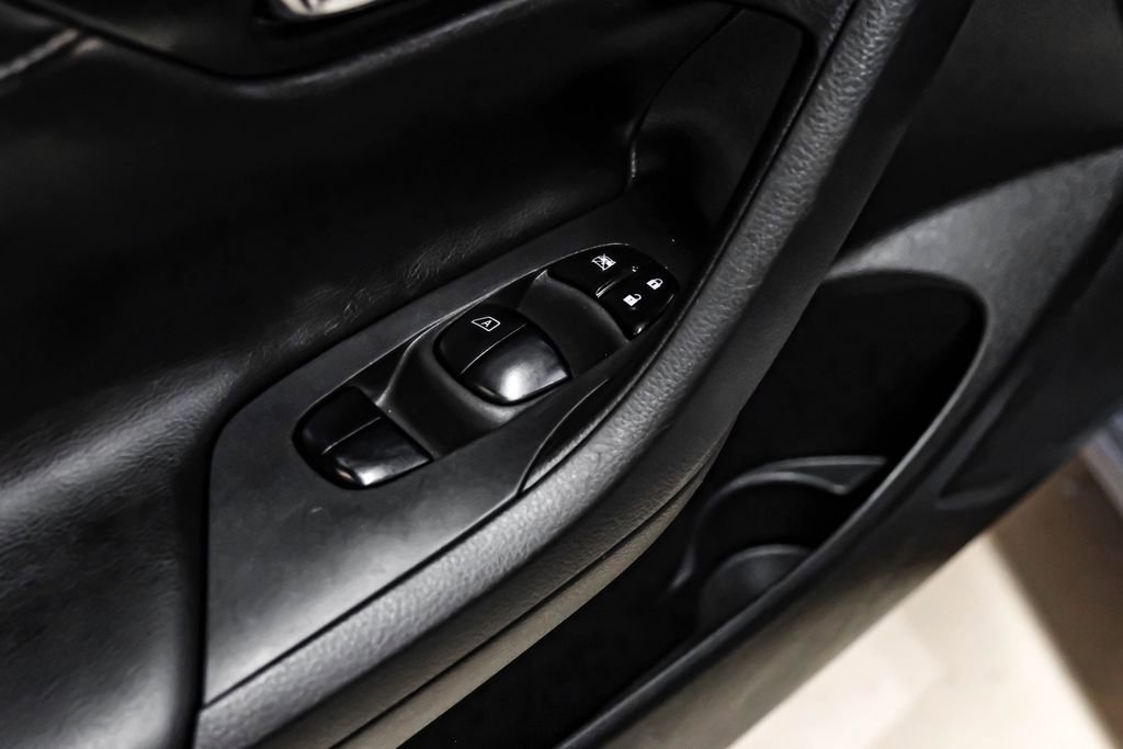 Used 2015 Nissan Altima 2.5 S w/ Special Edition Package FWD image 42