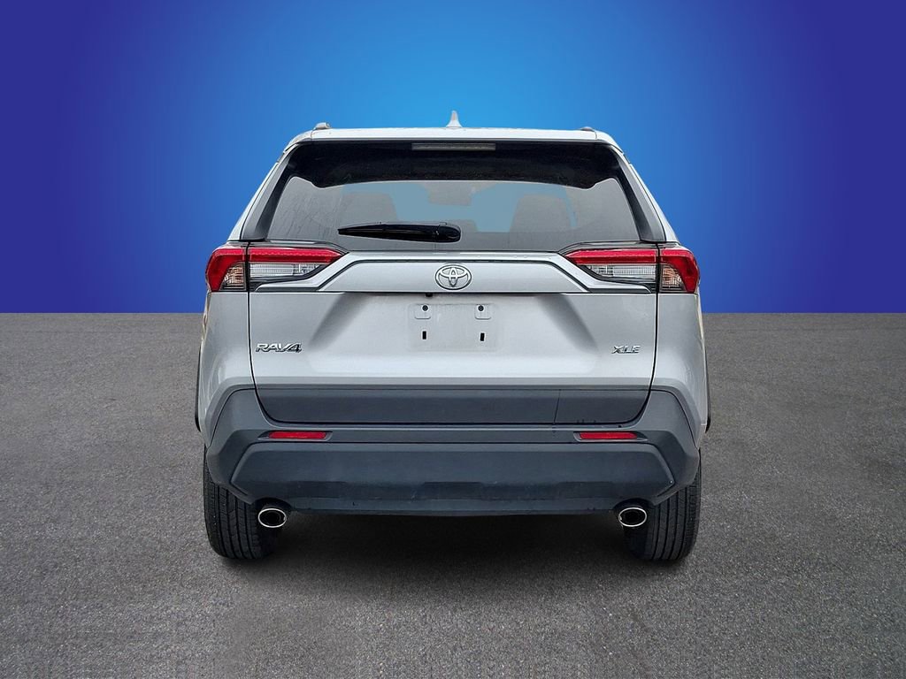 Used 2024 Toyota RAV4 XLE image 5