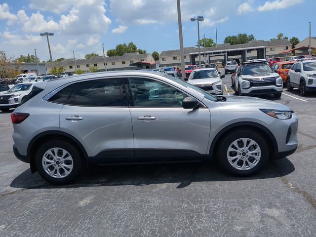 Used 2023 Ford Escape Active w/ Tech Pack #1 FWD image 5