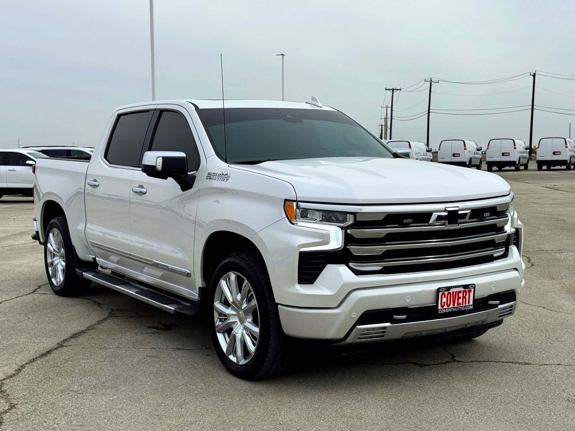 Used 2023 Chevrolet Silverado 1500 High Country w/ High Country Premium Package image 4