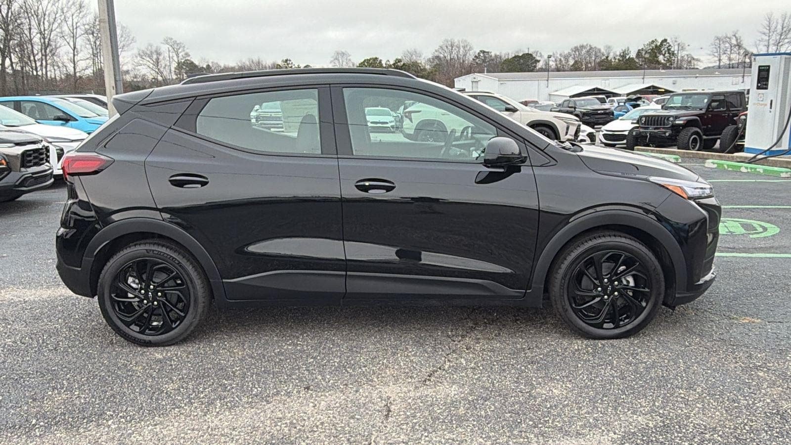 New 2027 Chevrolet Bolt RS w/ Technology Package FWD image 4
