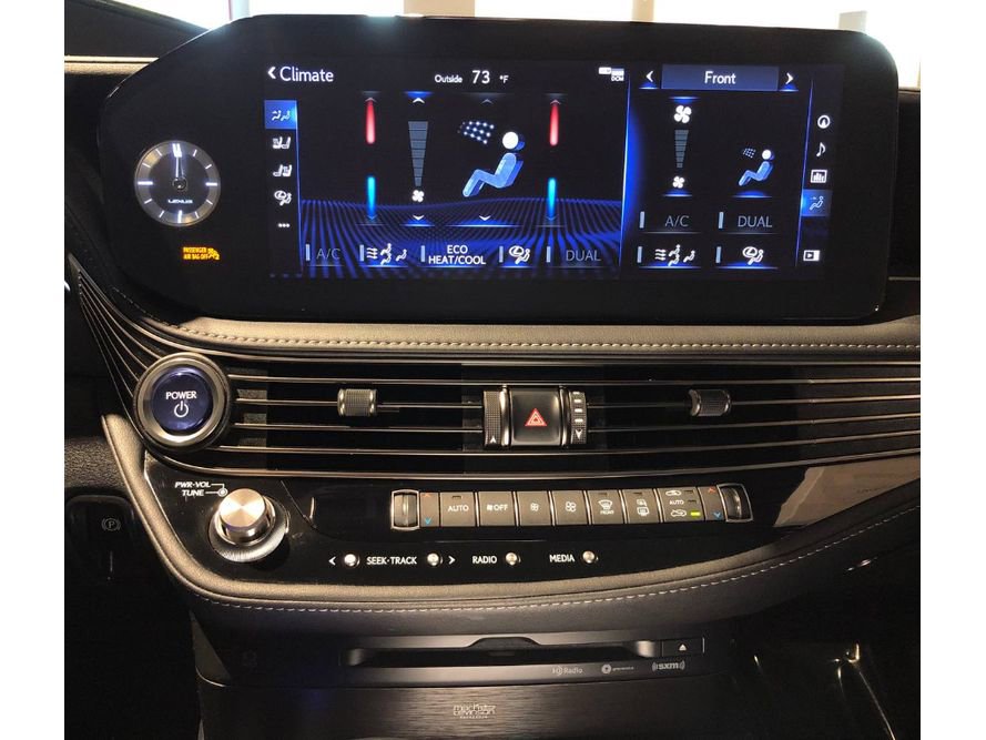 Used 2021 Lexus LS 500h image 30