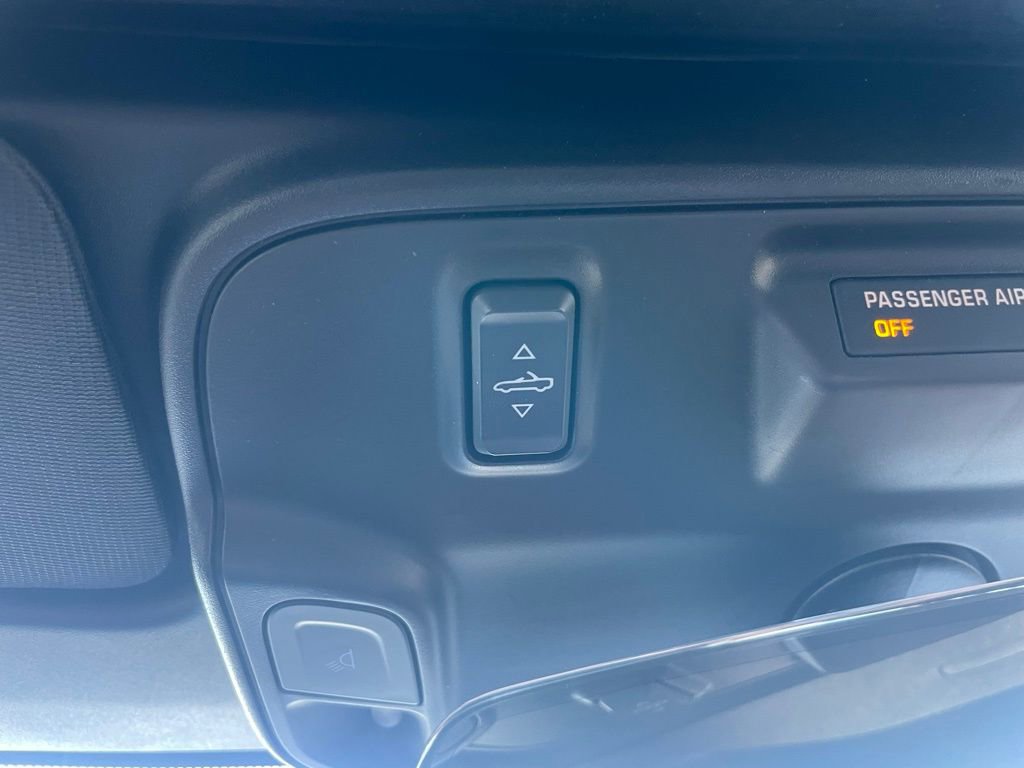 Used 2017 Chevrolet Camaro SS RWD image 52