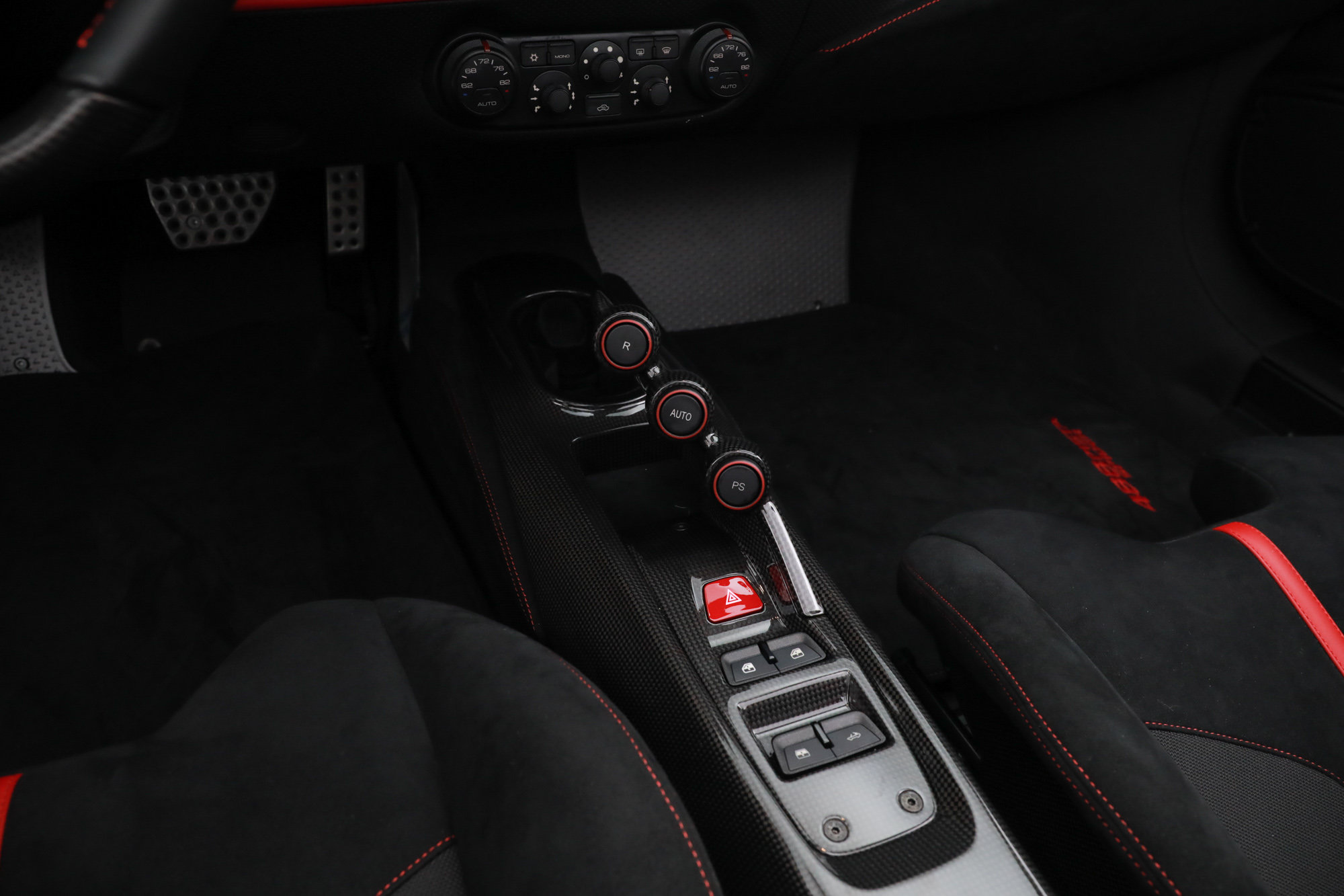 Certified 2020 Ferrari 488 Pista Spider RWD image 31