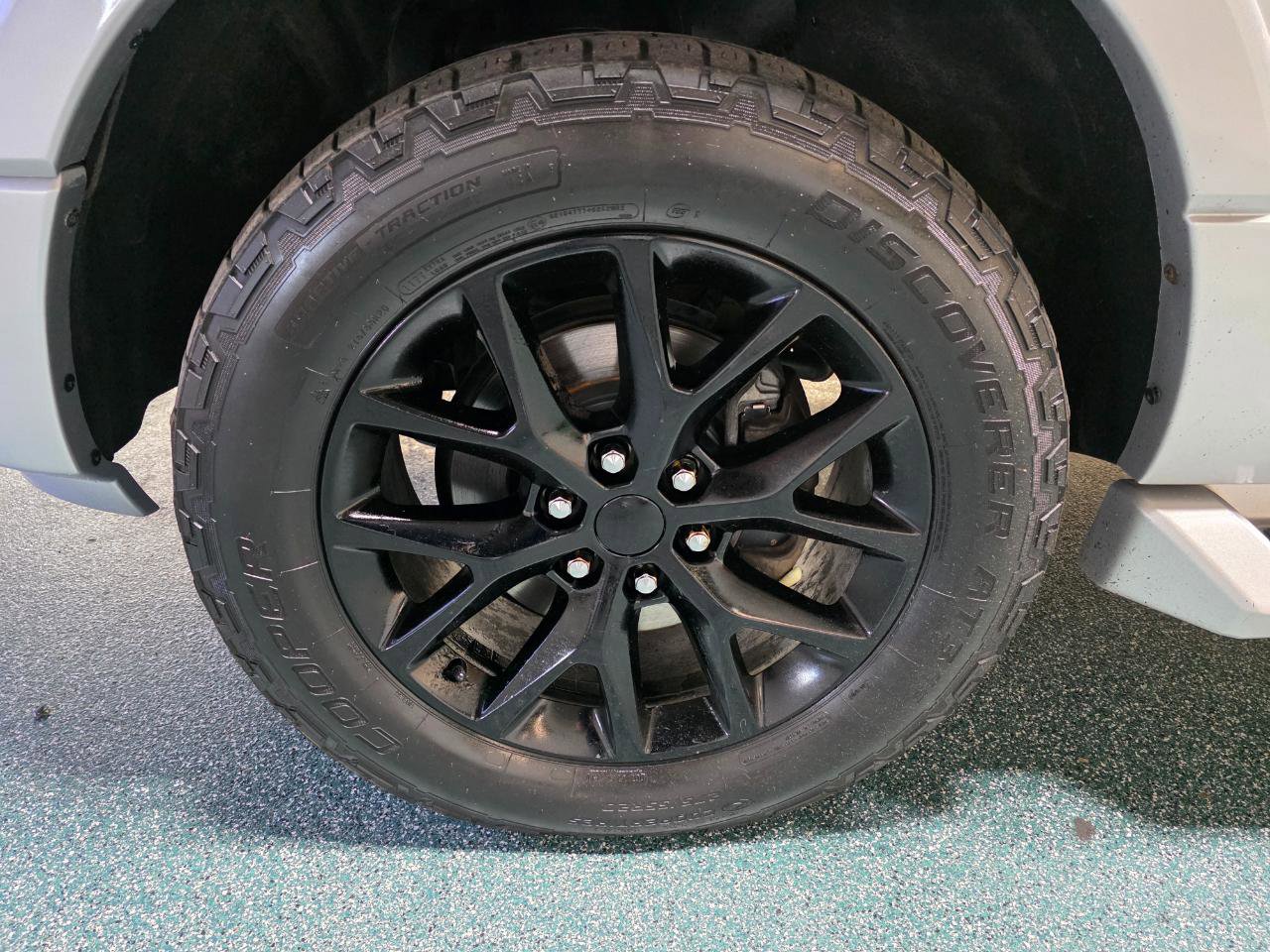 Used 2017 Ford Expedition EL Limited image 20