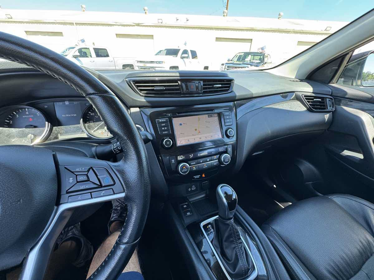 Used 2022 Nissan Rogue Sport SL w/ Premium Package AWD/4WD image 27