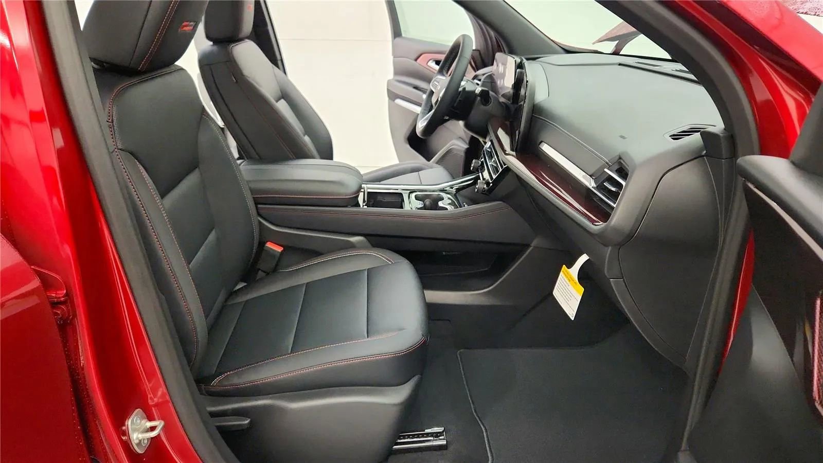 New 2026 Chevrolet Traverse Z71 w/ Driver Confidence Package AWD/4WD image 37
