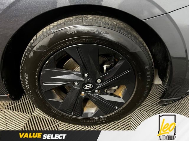 Used 2021 Hyundai Elantra SEL w/ Convenience Package FWD image 24