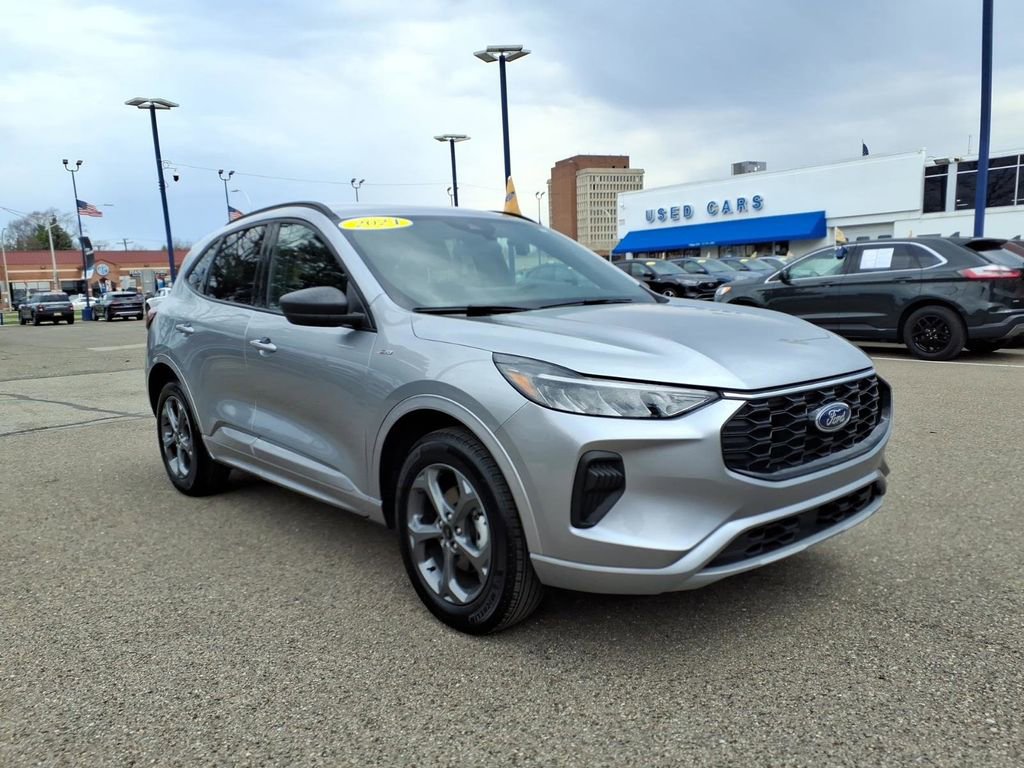 Used 2024 Ford Escape ST-Line w/ Tech Pack #1 image 3