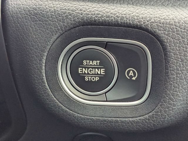 Used 2022 Mercedes-Benz GLS 450 4MATIC image 33