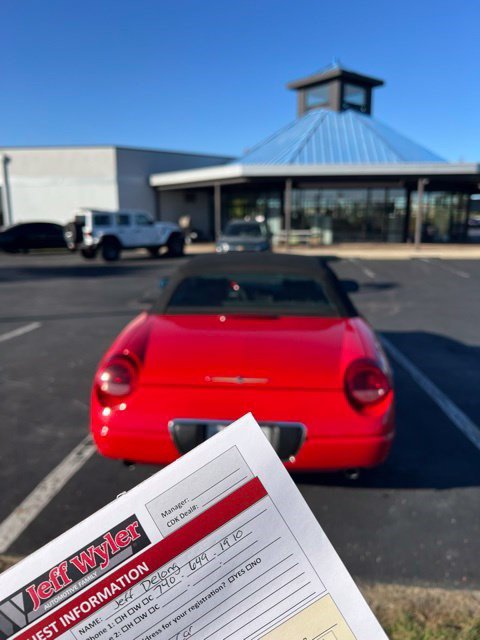 Used 2002 Ford Thunderbird RWD image 9