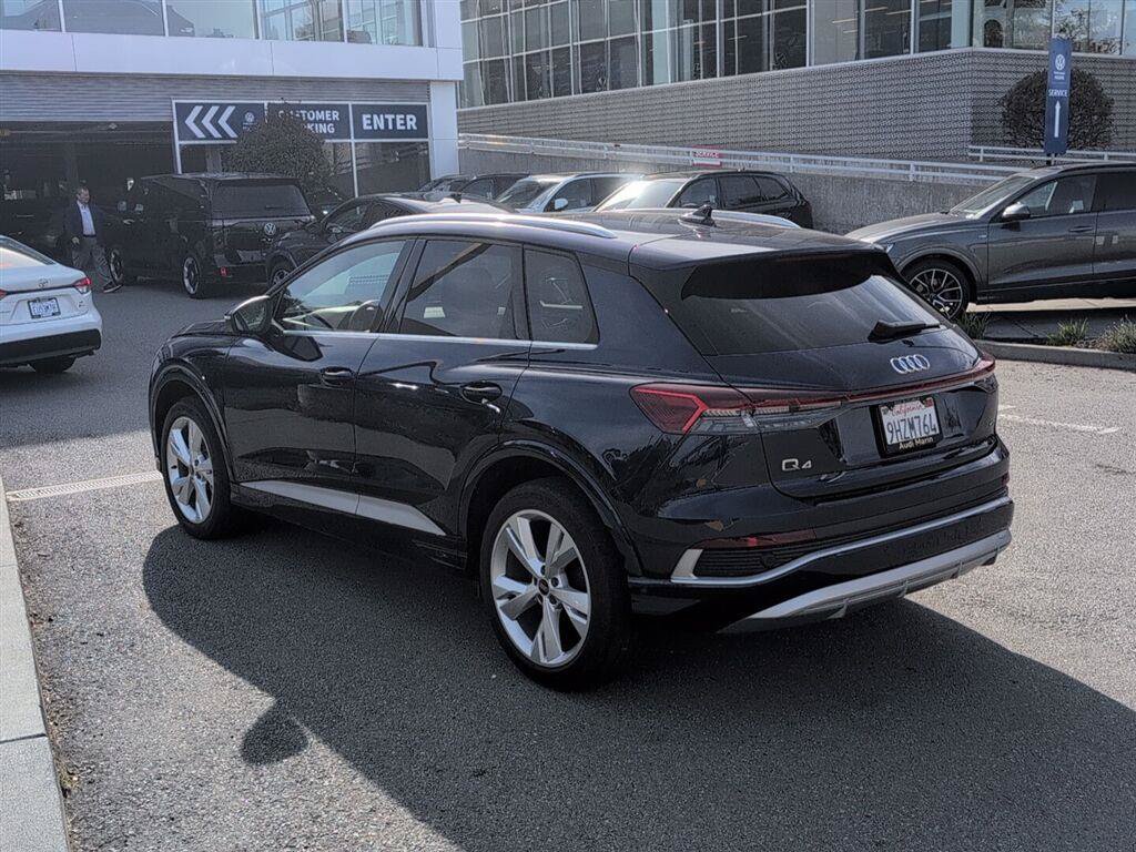 Used 2023 Audi Q4 e-tron Premium Plus w/ Premium Plus AWD/4WD image 8