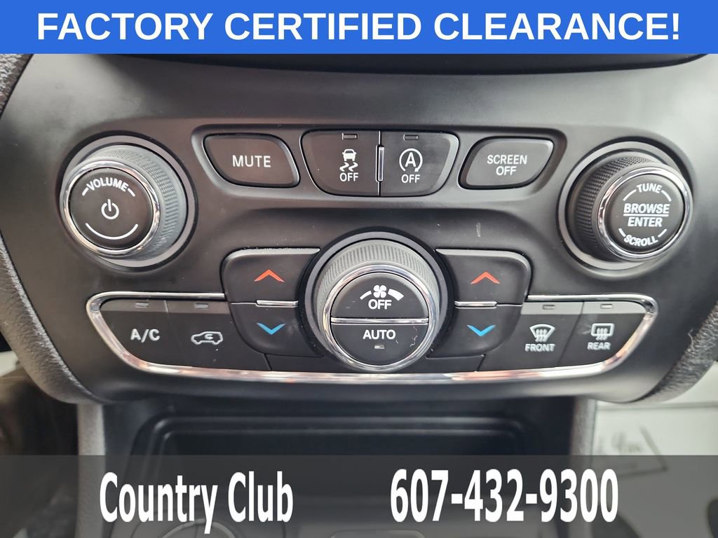 Used 2021 Jeep Cherokee Trailhawk AWD/4WD image 15