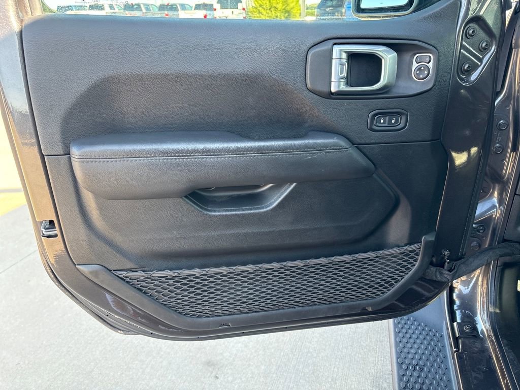 Used 2022 Jeep Wrangler Unlimited Sahara image 13