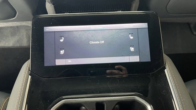 Used 2023 Jeep Grand Wagoneer Series III image 45