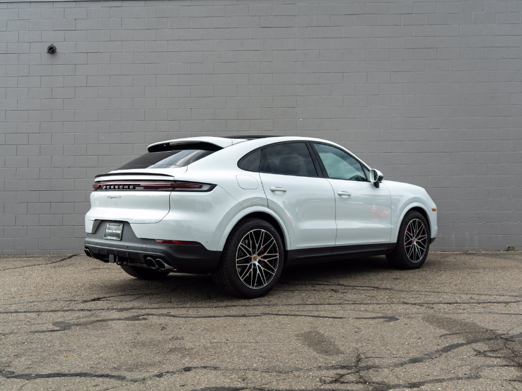 New 2026 Porsche Cayenne S AWD/4WD image 7