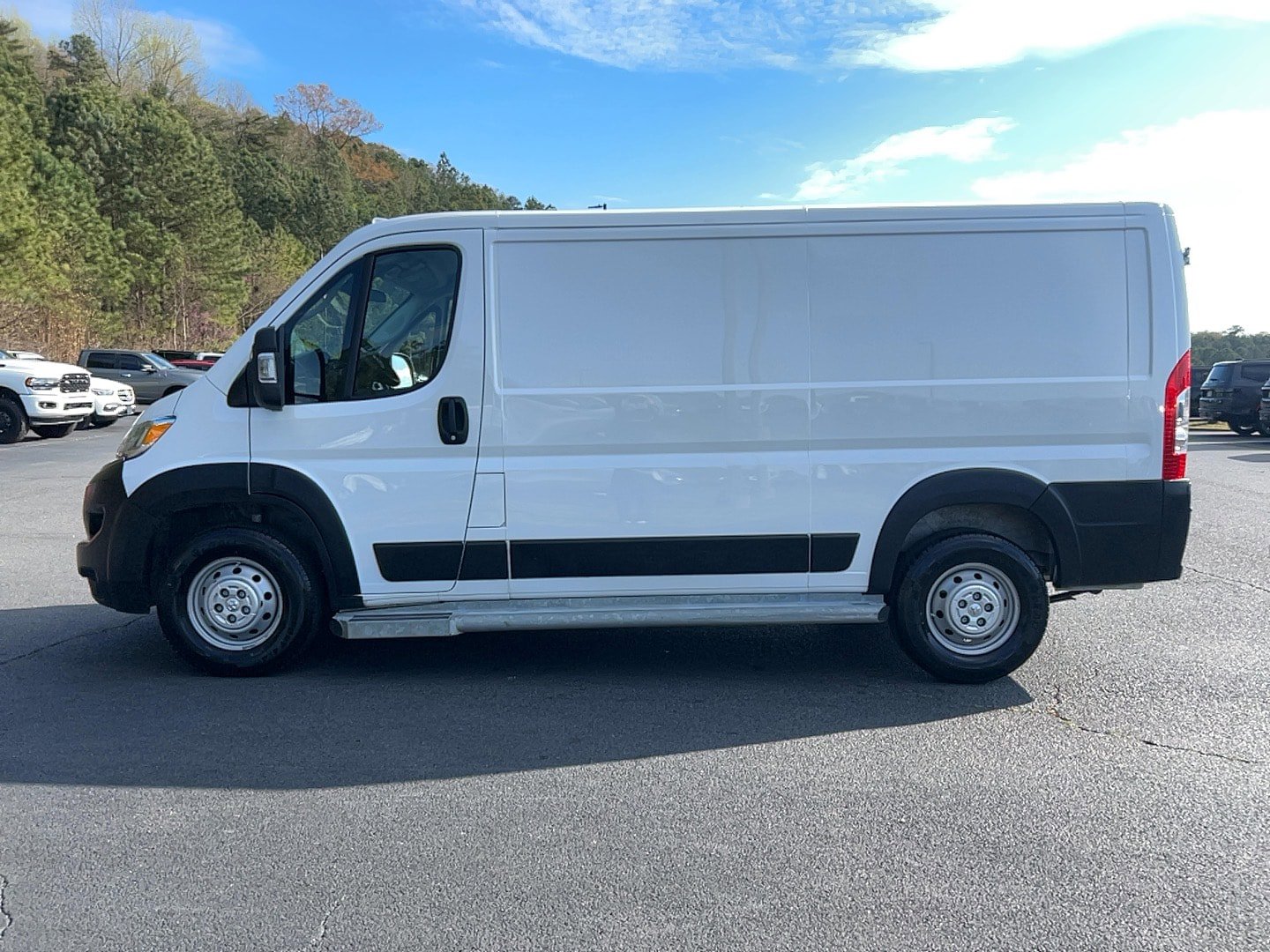 Used 2023 RAM ProMaster 2500 image 8