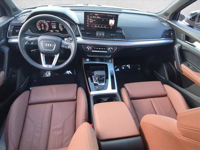 Used 2025 Audi Q5 2.0T Premium Plus AWD/4WD image 19