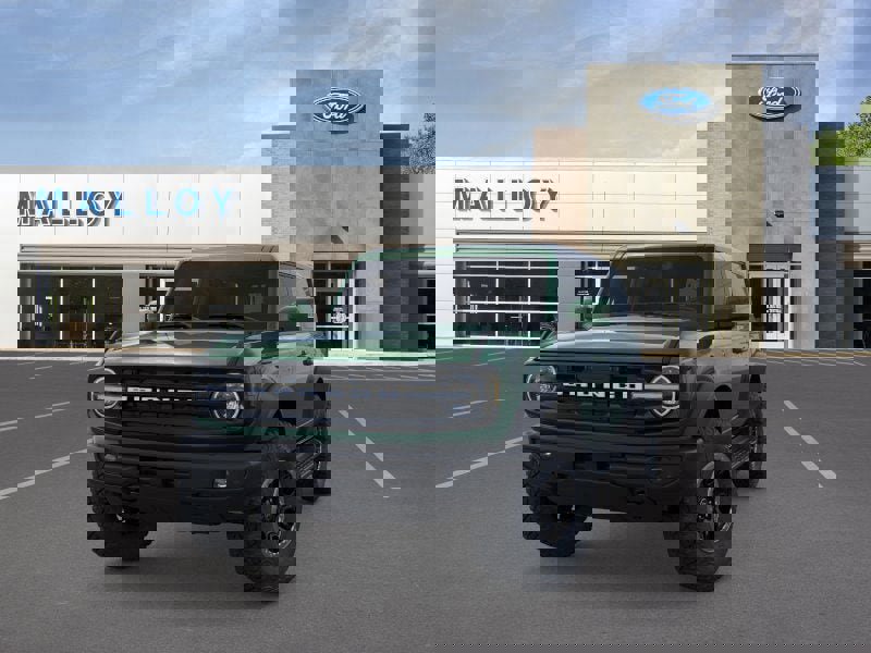 New 2025 Ford Bronco Outer Banks image 2