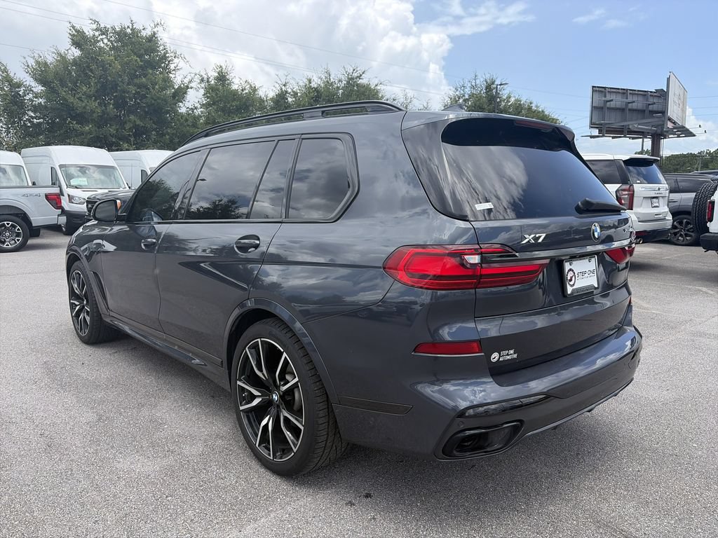 Used 2020 BMW X7 xDrive40i w/ M Sport Package AWD/4WD image 5