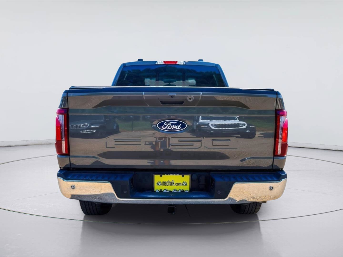 Used 2025 Ford F150 Lariat w/ Equipment Group 501A Mid AWD/4WD image 8