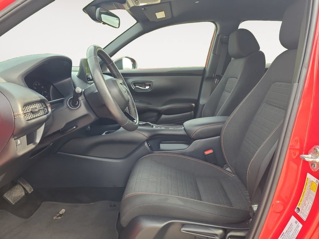 Used 2024 Honda HR-V Sport image 9