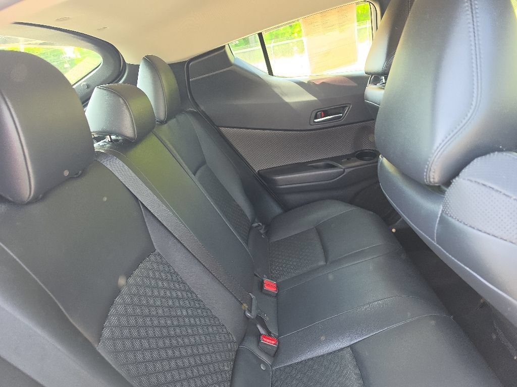 Used 2021 Toyota C-HR Limited FWD image 29