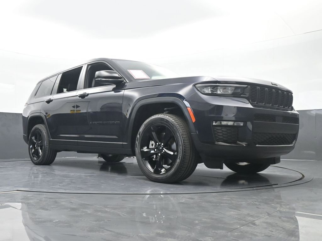 Used 2024 Jeep Grand Cherokee L Limited w/ Black Appearance Package image 64