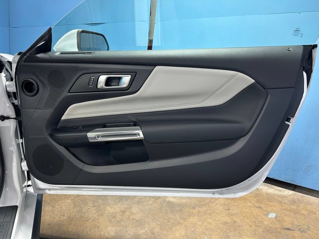 Used 2026 Ford Mustang Premium RWD image 44