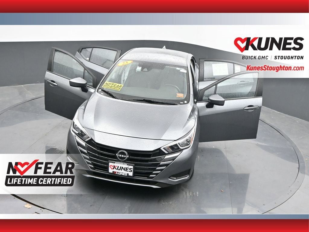 Used 2023 Nissan Versa SV image 51